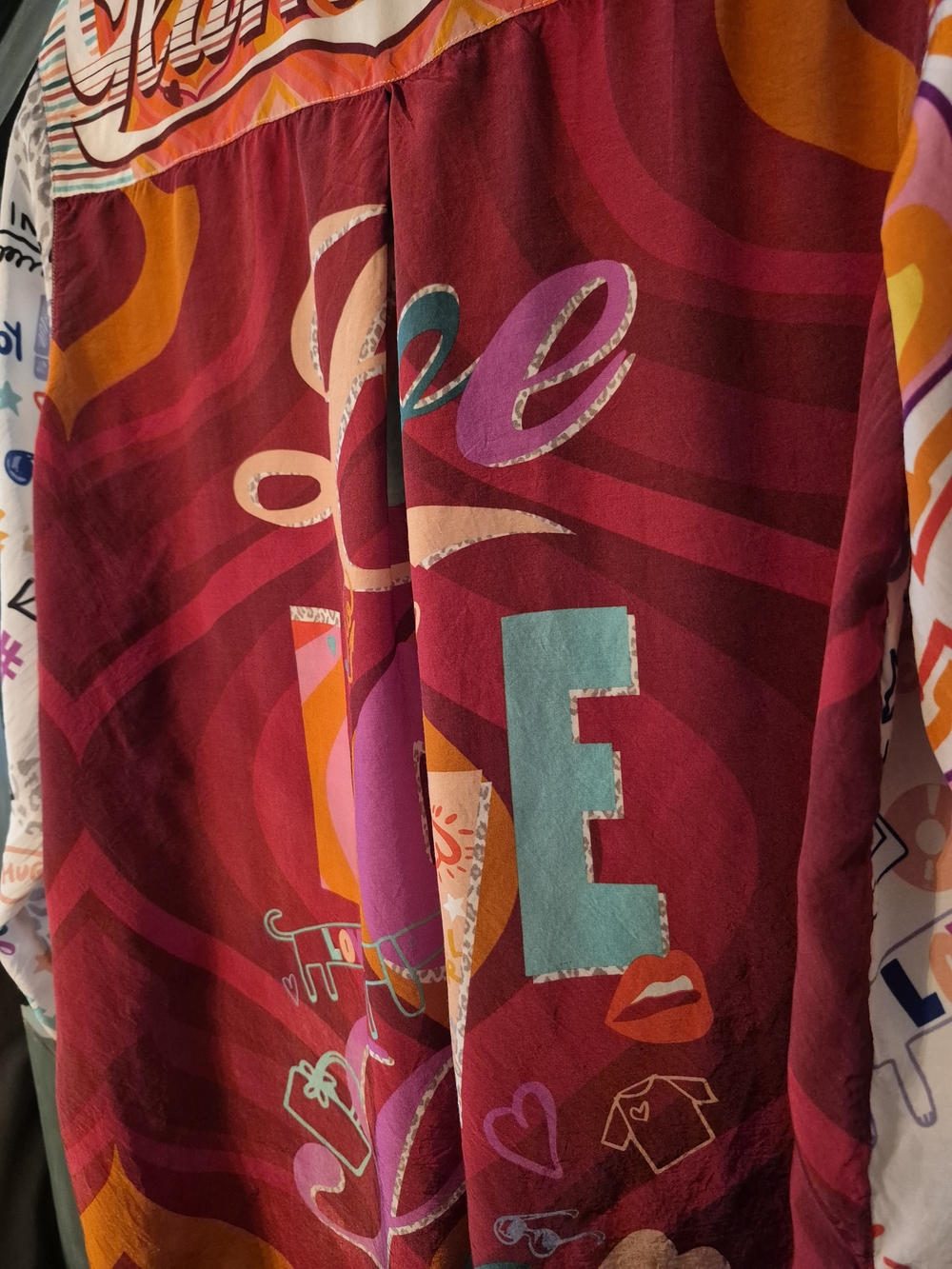 John Mark Multicolor Retro Graphic Button-Up Blouse - Picture 16 of 16